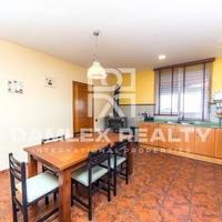 Villa in Spain, Catalunya, Girona, 320 sq.m.