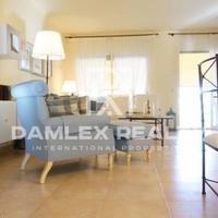 Apartment in Spain, Catalunya, Girona, 210 sq.m.