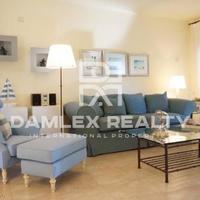 Apartment in Spain, Catalunya, Girona, 210 sq.m.