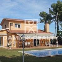 House in Spain, Catalunya, Girona, 220 sq.m.