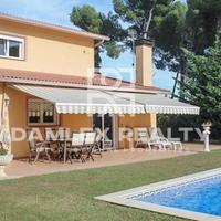 House in Spain, Catalunya, Girona, 220 sq.m.