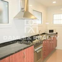 Вилла в Испании, Каталония, Жирона, 230 кв.м.