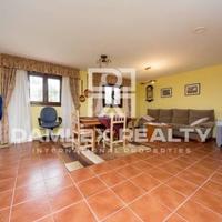 Вилла в Испании, Каталония, Жирона, 180 кв.м.