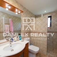 Вилла в Испании, Каталония, Жирона, 180 кв.м.