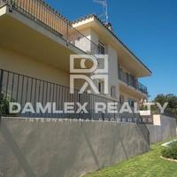 Дом в Испании, Каталония, Жирона, 300 кв.м.