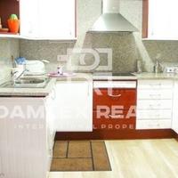 Apartment in the city center in Spain, Catalunya, Girona, 180 sq.m.