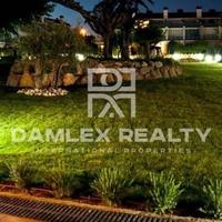 Townhouse in the suburbs in Spain, Catalunya, Girona, 140 sq.m.