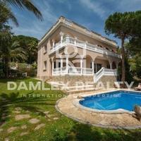 Вилла в Испании, Каталония, Жирона, 271 кв.м.