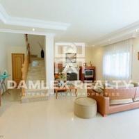 Вилла в Испании, Каталония, Жирона, 271 кв.м.