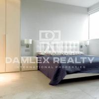 Flat at the first line of the sea / lake in Spain, Catalunya, 116 sq.m.