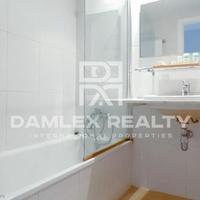 Flat at the first line of the sea / lake in Spain, Catalunya, 116 sq.m.