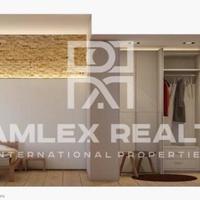 Flat in the city center in Spain, Catalunya, Barcelona, 137 sq.m.