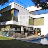 Вилла в Испании, Каталония, Багур, 626 кв.м.