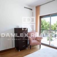 Flat at the second line of the sea / lake in Spain, Catalunya, 145 sq.m.