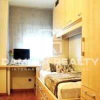 Flat at the second line of the sea / lake in Spain, Catalunya, 125 sq.m.