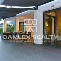 Вилла в Испании, Каталония, Жирона, 390 кв.м.