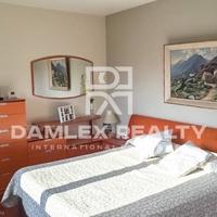 Apartment in Spain, Catalunya, Girona, 185 sq.m.