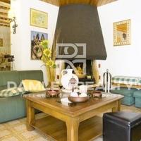 Вилла на первой линии моря/озера в Испании, Каталония, Жирона, 284 кв.м.