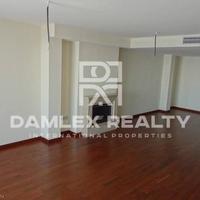 Apartment in Spain, Catalunya, Girona, 200 sq.m.