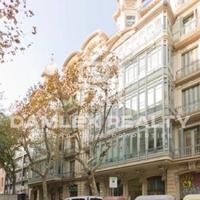 Flat in the city center in Spain, Catalunya, 70 sq.m.