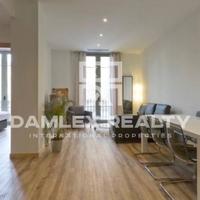 Flat in the city center in Spain, Catalunya, 70 sq.m.