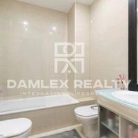 Flat in the city center in Spain, Catalunya, 70 sq.m.