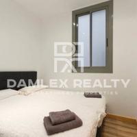 Flat in the city center in Spain, Catalunya, 70 sq.m.