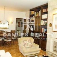 Flat in the city center in Spain, Catalunya, 132 sq.m.