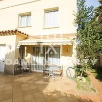 Townhouse in Spain, Catalunya, Girona, 240 sq.m.