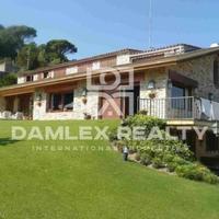 Villa in Spain, Catalunya, Begur, 570 sq.m.