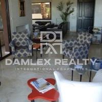 Villa in the suburbs in Spain, Catalunya, Girona, 355 sq.m.