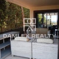 Villa in the suburbs in Spain, Catalunya, Girona, 355 sq.m.