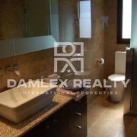 Villa in the suburbs in Spain, Catalunya, Girona, 355 sq.m.