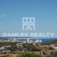 Villa in the suburbs in Spain, Catalunya, Girona, 355 sq.m.