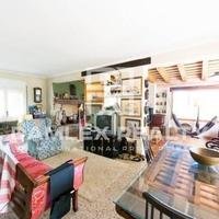 Дом на второй линии моря/озера, в пригороде в Испании, Каталония, Жирона, 300 кв.м.