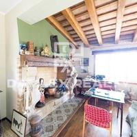 Дом на второй линии моря/озера, в пригороде в Испании, Каталония, Жирона, 300 кв.м.