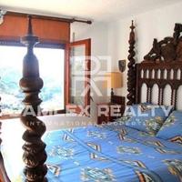 Дом в Испании, Каталония, Жирона, 300 кв.м.