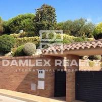 Вилла в Испании, Каталония, Багур, 244 кв.м.