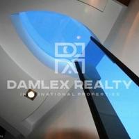 Villa in Spain, Catalunya, Girona, 809 sq.m.