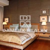 Villa in Spain, Catalunya, Girona, 809 sq.m.