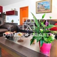 Apartment at the second line of the sea / lake in Spain, Catalunya, Girona, 142 sq.m.