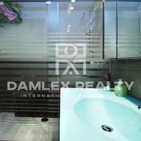 Apartment at the second line of the sea / lake in Spain, Catalunya, Girona, 142 sq.m.