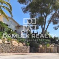 Дом в Испании, Каталония, Жирона, 340 кв.м.