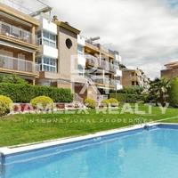 Apartment in Spain, Catalunya, Begur, 220 sq.m.