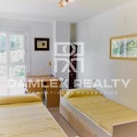 Apartment in Spain, Catalunya, Begur, 220 sq.m.