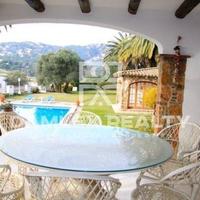 Дом в Испании, Каталония, Жирона, 406 кв.м.