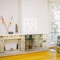 Flat in Spain, Catalunya, Barcelona, 220 sq.m.