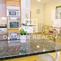 Flat in Spain, Catalunya, Barcelona, 220 sq.m.