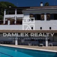 Вилла в Испании, Каталония, Багур, 390 кв.м.