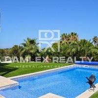 Вилла в Испании, Каталония, Жирона, 325 кв.м.